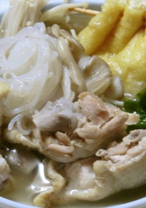 A picture of Chicken Mizutaki (Hotpot) With A Pressure Cooker.