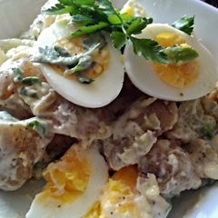A picture of Taylor's Potato Salad.