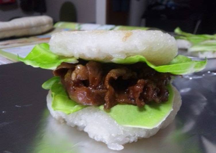 MosBurger-Style Rice Burger