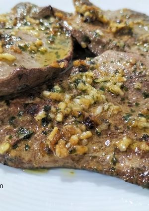 Foto principal de Hígado de cerdo a la plancha con picadillo