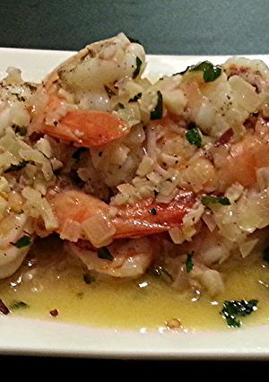 A picture of Traditional Italian Shrimp Scampi.