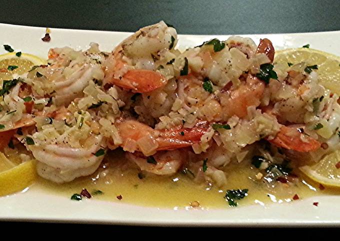 Traditional Italian Shrimp Scampi