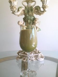 A picture of Detox Breakfast Drink.