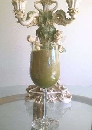 A picture of Detox Breakfast Drink.