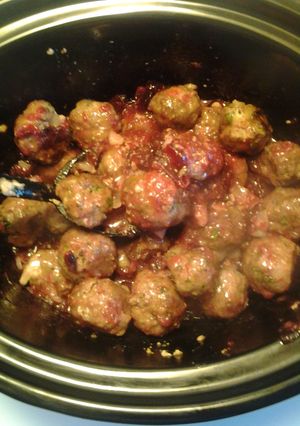 A picture of Holiday Meatballs w/Cranberry Sauce.