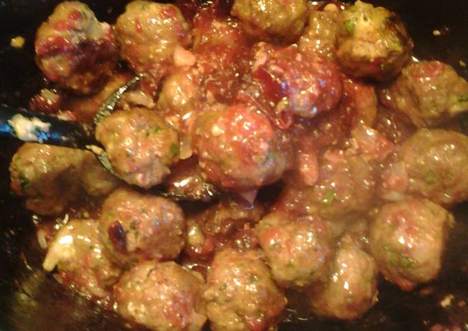 Easiest Way to Make Homemade Holiday Meatballs w/Cranberry Sauce