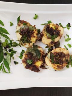 முட்டை மிளகு வறுவல் (egg pepper fry) செய்முறை முக்கிய புகைப்படம்