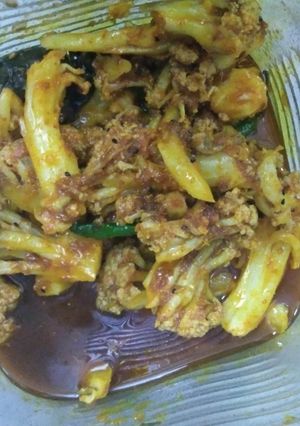 A picture of Khatta Meetha Gobhi ka Achar.