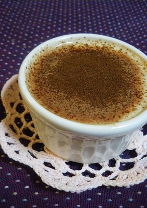 A picture of Tiramisu-style Yogurt.
