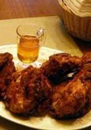 A picture of Hot n Spicy Fried Chicken with Honey.