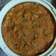 A picture of Moong dal halwa.