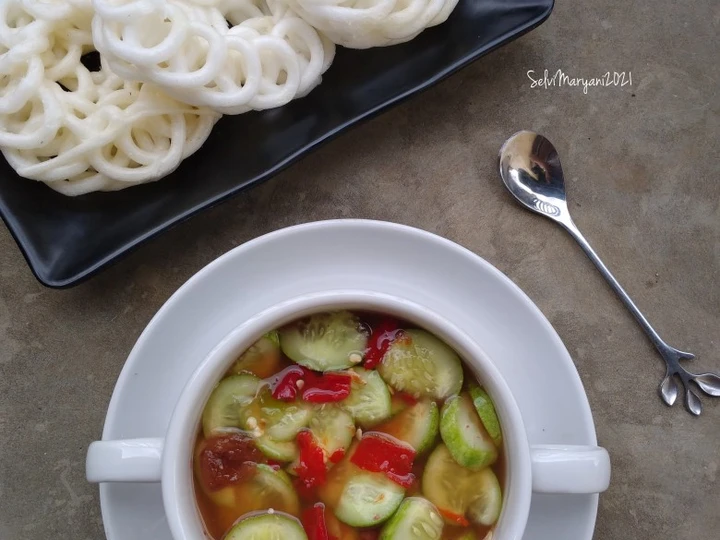 Langkah Mudah untuk Menyiapkan Resep  Reuceuh Timun yang Enak Banget, Enak Banget