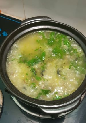 Hình của món Cháo lươn rau mồng tơi cho bé.