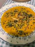 Soupe façon thaïlandaise au poulet, aubergine et curry