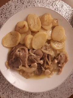 Una foto de Chuletas de cordero guisadas