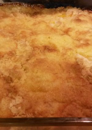 A picture of GRANNY'S Easy peach crisp.
