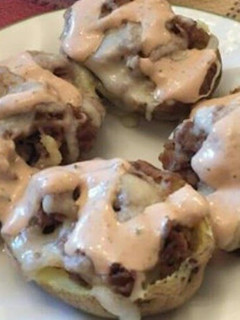 A picture of Philly Cheesesteak Potato Bites with Pub Style Aioli.