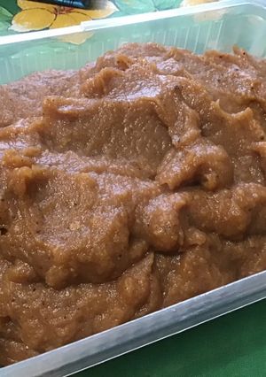 Une photo de Compote de coings à la grenade