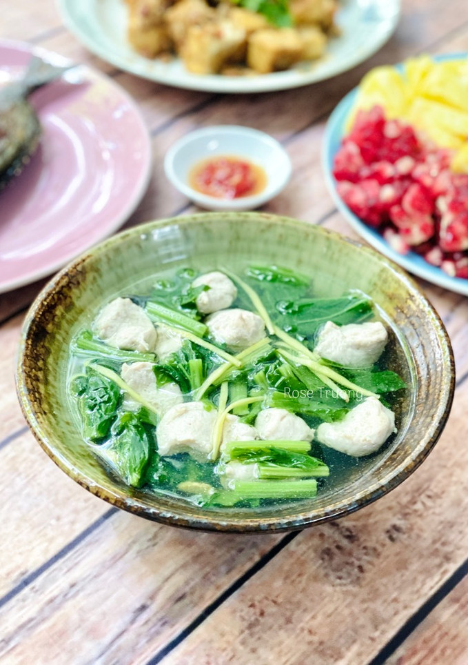 Hình của món Canh Cải Xanh Nấu Mọc.
