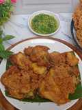Ayam Goreng dengan Kremesan