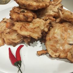 Bala-Bala / Indonesian Vegetable Fritters A picture of Bala-Bala / Indonesian Vegetable Fritters.