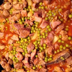 A picture of Pork And Peas.