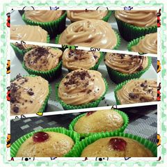 A picture of peanut butter and jelly cupcakes.