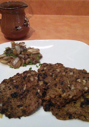 A picture of Pacholas (Mexican ground beef).
