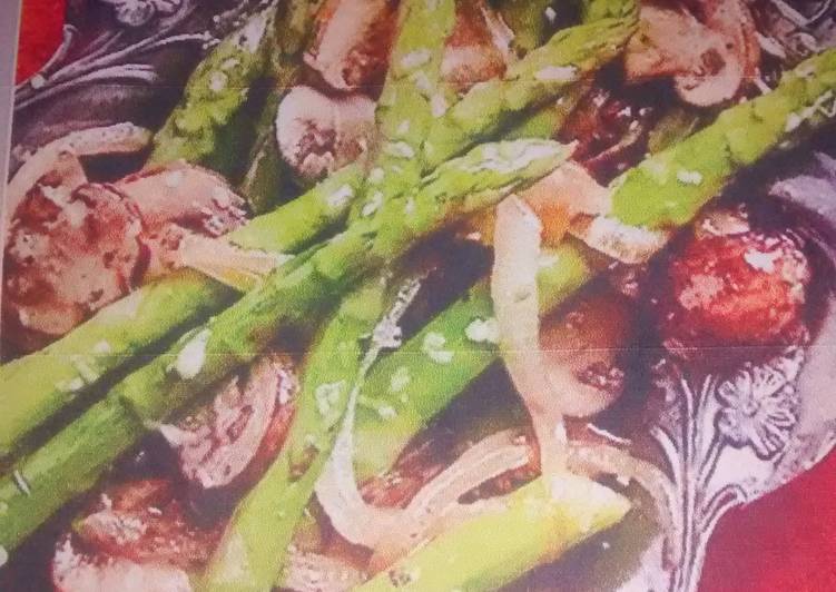 Recipe of Ultimate Quick and easy asparagus and cheesy