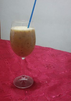 Una foto de Licuado de manzana y aceite de oliva