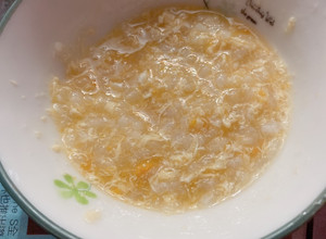雞湯雞蛋地瓜粥（寶寶副食品8個月） 的食譜成品照片