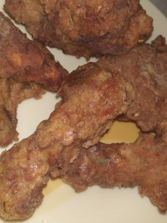 A picture of Simple KFC chicken.