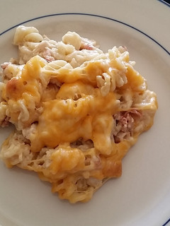 A picture of Taisen's cheesey chicken, bacon ranch casserole.