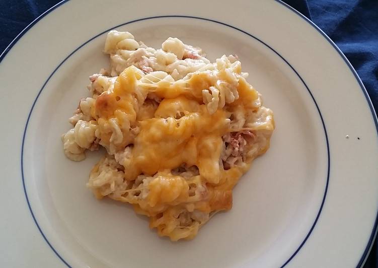 Steps to Make Any-night-of-the-week Taisen&#39;s cheesey chicken, bacon ranch casserole