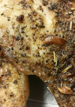 A picture of Easy Garlic-Herb Chicken.