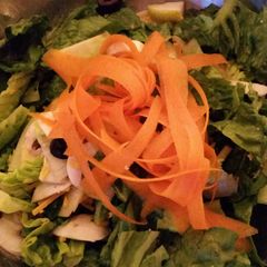 A picture of Go Team! Salad.