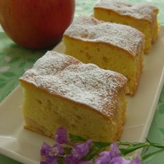 A picture of Easy Apple Cake.