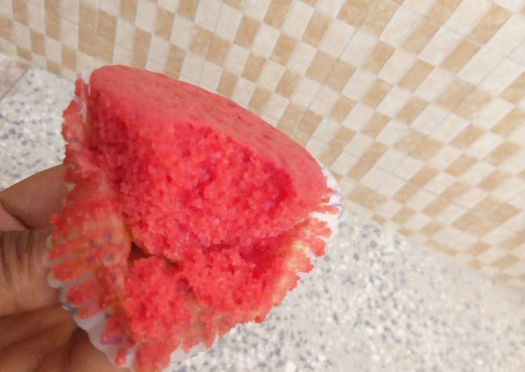 Recipe of Appetizing Strawberry cupcake