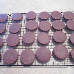 A picture of Chocolate Sugar Cookies.