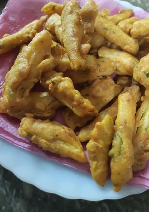 A picture of French fries pakora.