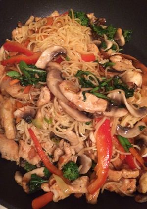 A picture of Chicken Stir Fry.