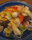 Authentic Chinese-Style Stir-Fried Noodles with Mixed Toppings (Chuka Han)