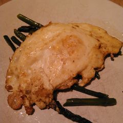 A picture of asparagus imbued eggs.