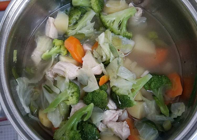 Sup ayam brokoli