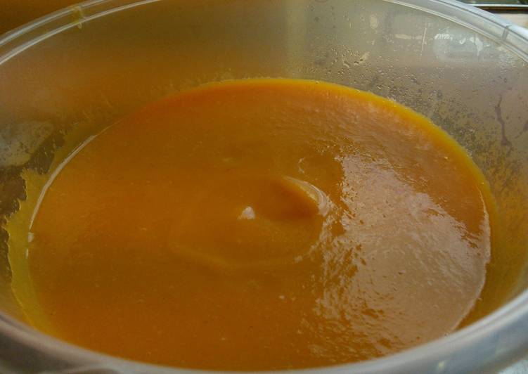 Recipe of Quick Creamy Carrot &amp; Coriander Soup 360 ml portion 132cal bowl