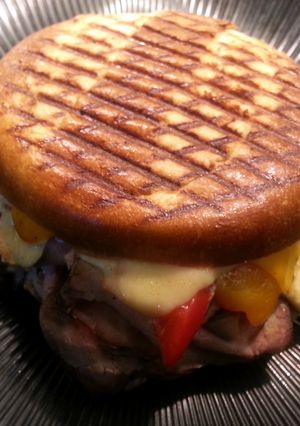 A picture of Roast Beef & Havarti Pretzel Panini.