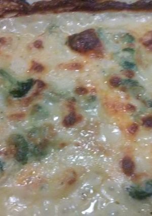 A picture of Potato and broccoli au gratin.
