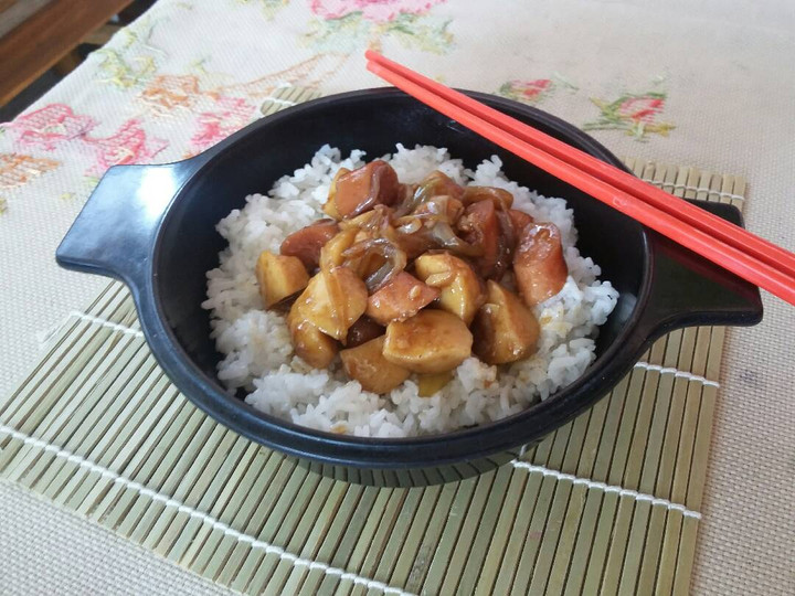 Cara Gampang Membuat Rice Bowl Teriyaki Chicken Meatballs and Sausages, Lezat Sekali