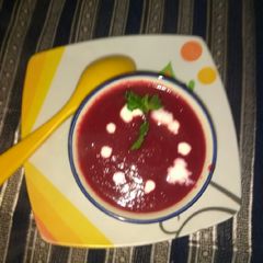 A picture of Beetroot soup.