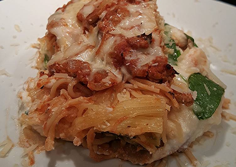 Baked spaghetti lasagna